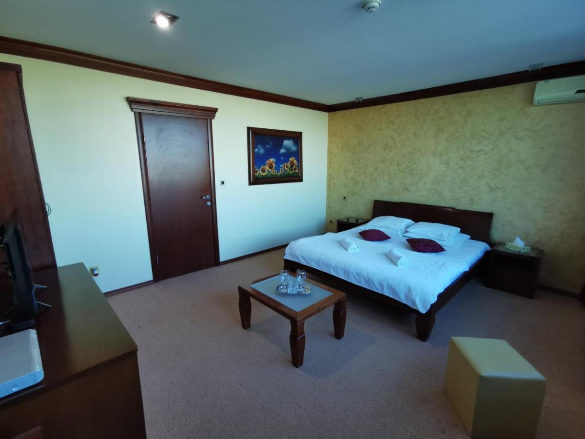 Panorama Apartman Novi Sad Eksteriør billede